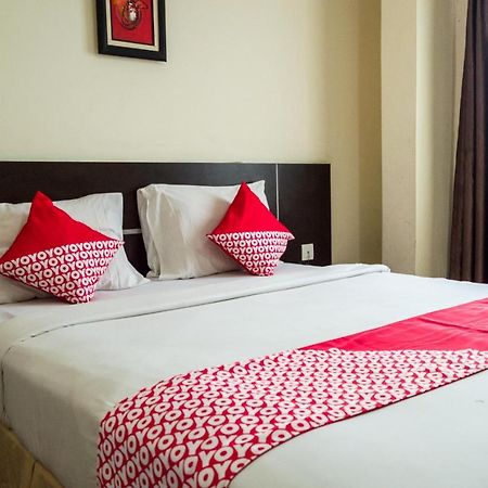 OYO 625 Hotel Golden Gate Batam Exterior foto