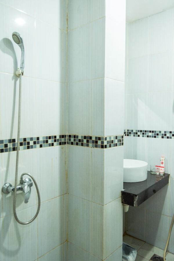 OYO 625 Hotel Golden Gate Batam Exterior foto