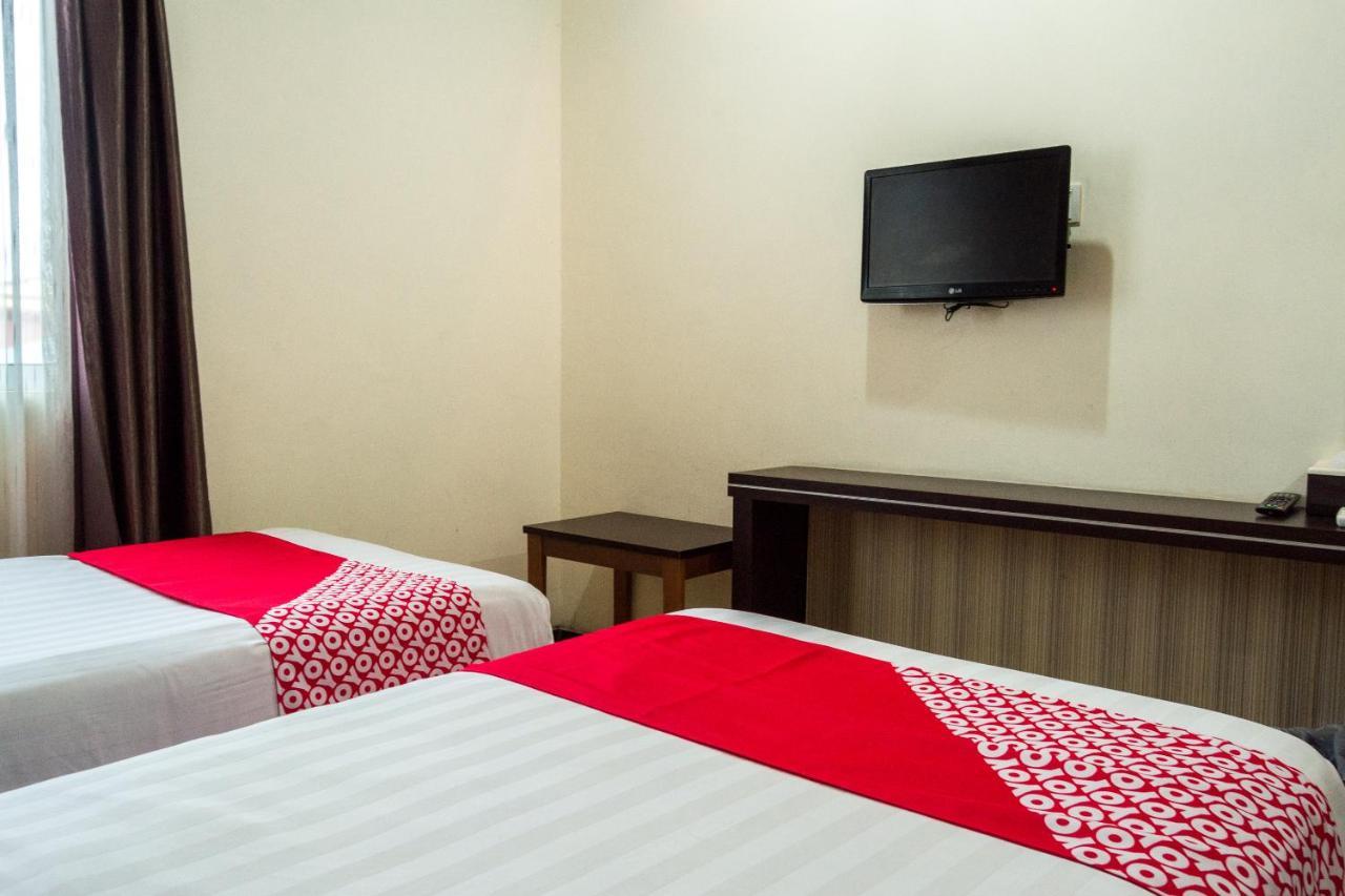 OYO 625 Hotel Golden Gate Batam Exterior foto
