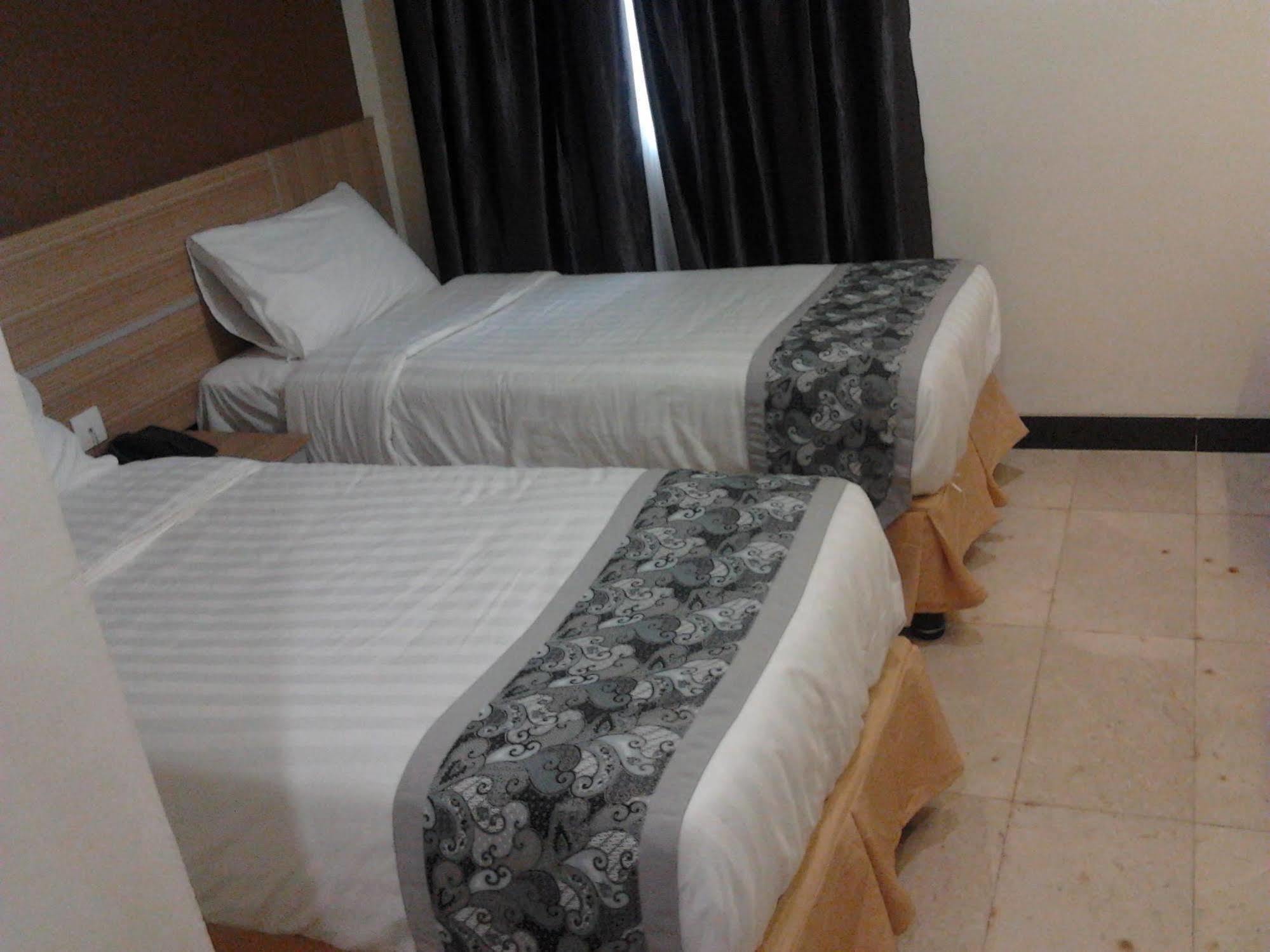 OYO 625 Hotel Golden Gate Batam Exterior foto